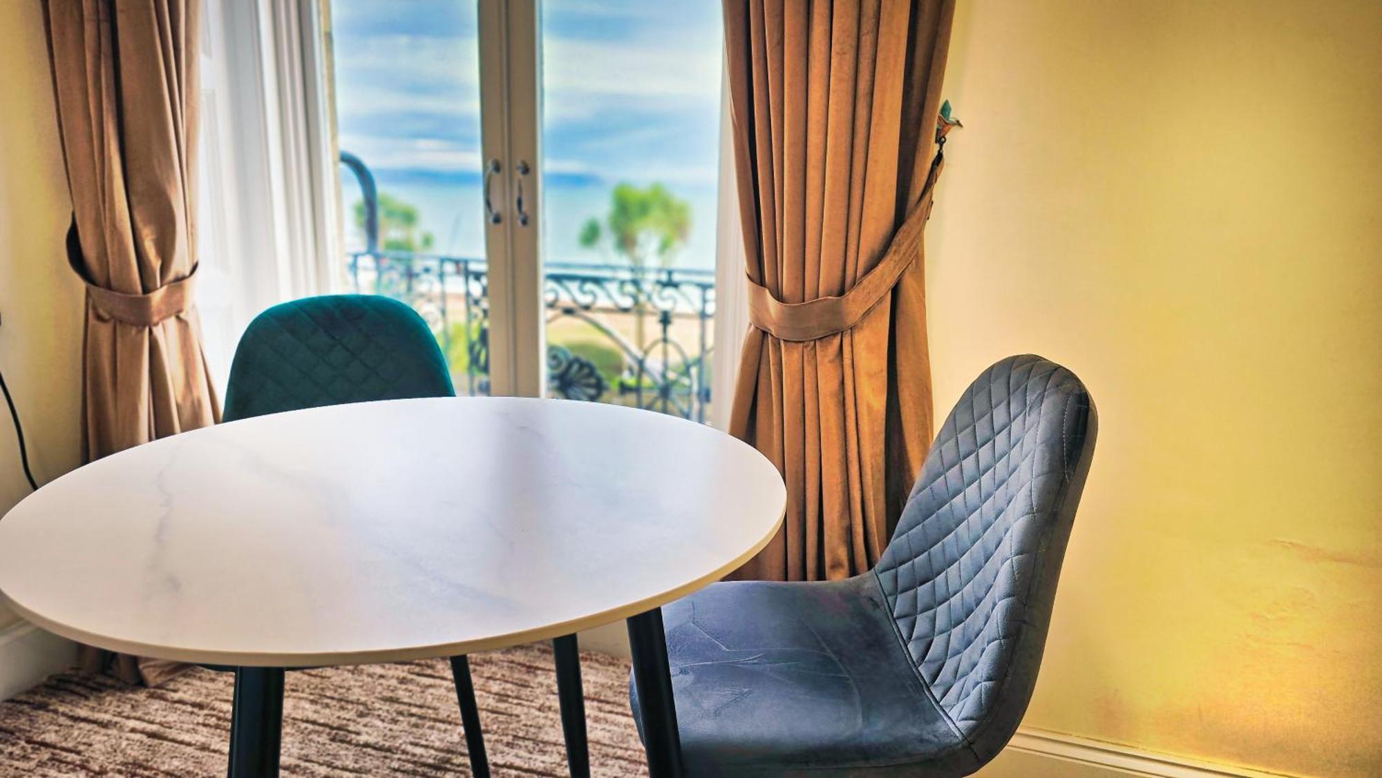 Carlton Hotel 韦茅斯 外观 照片