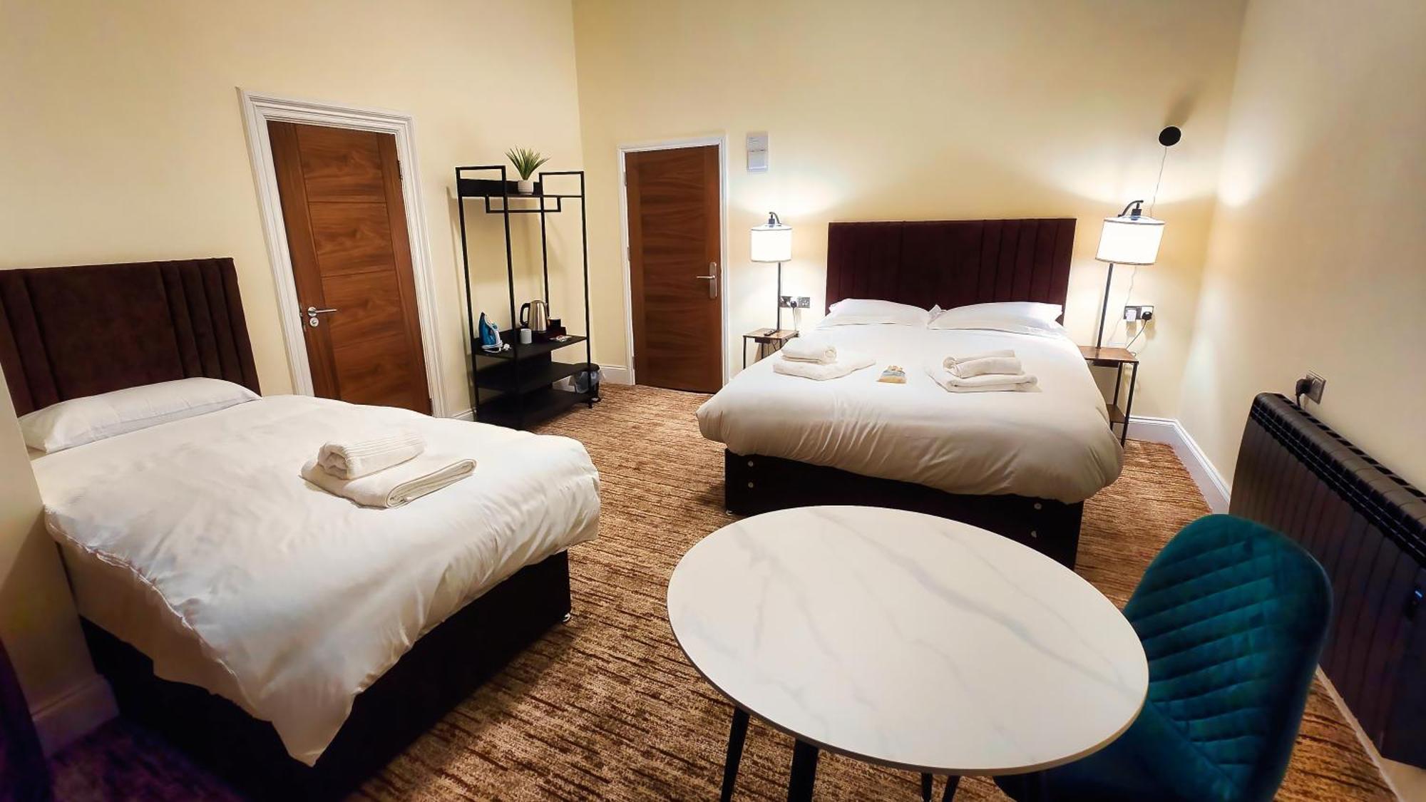 Carlton Hotel 韦茅斯 外观 照片