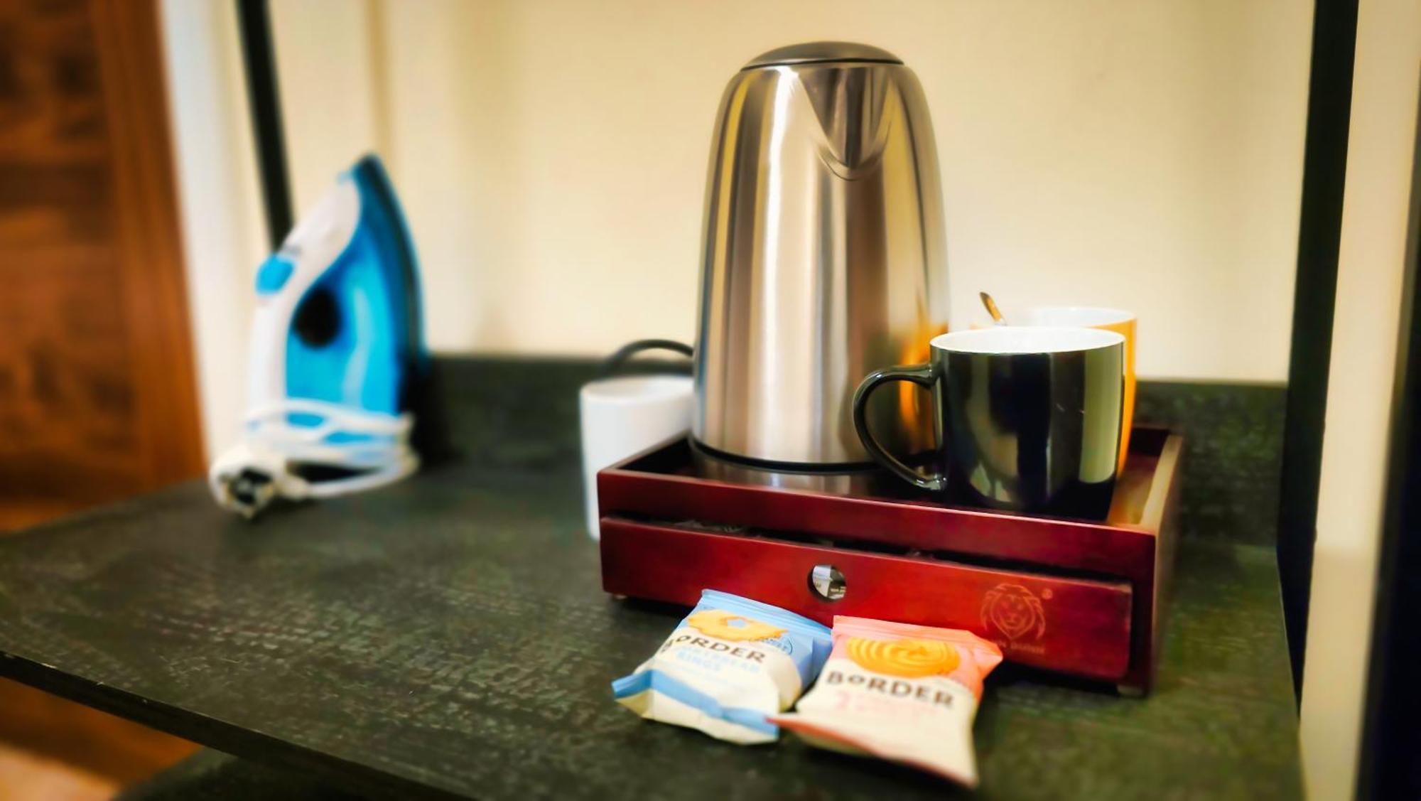 Carlton Hotel 韦茅斯 外观 照片