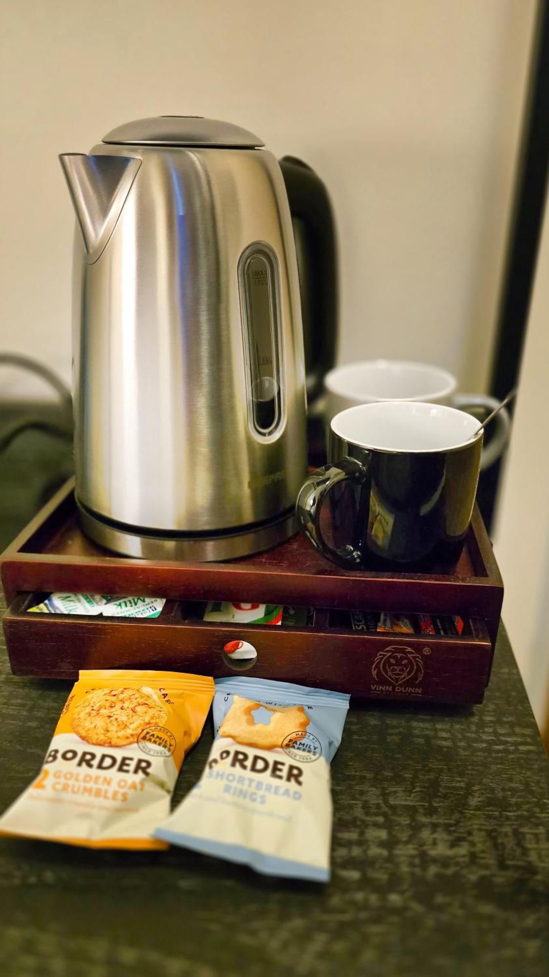Carlton Hotel 韦茅斯 客房 照片