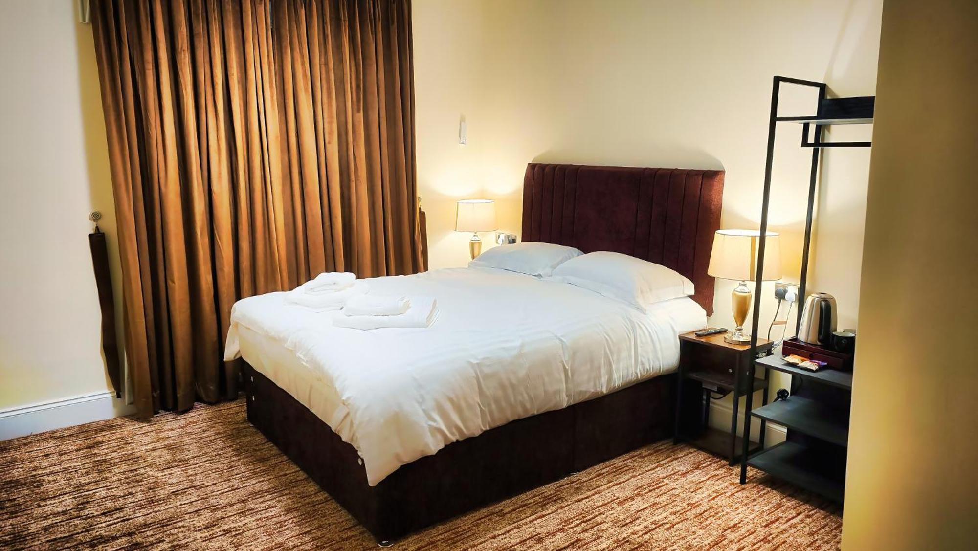 Carlton Hotel 韦茅斯 外观 照片