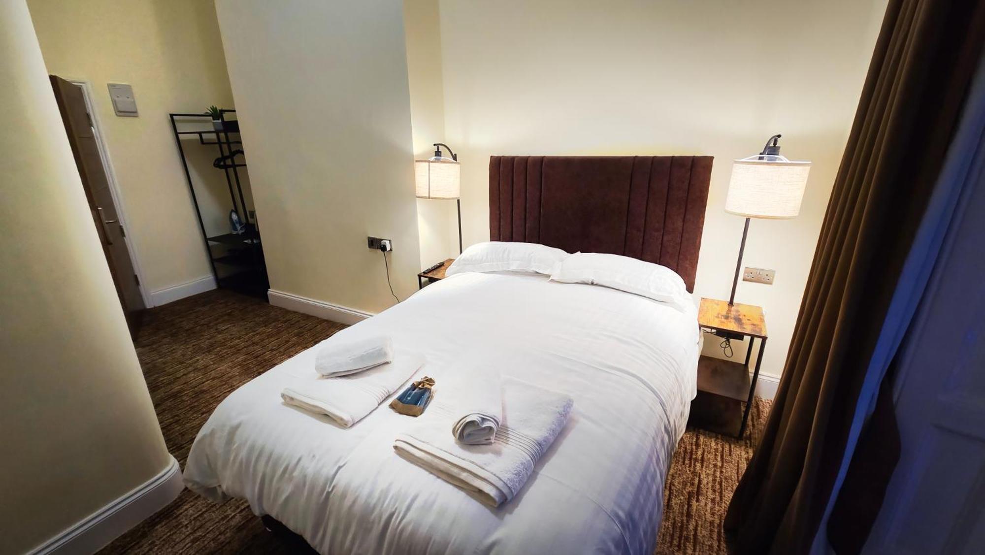 Carlton Hotel 韦茅斯 外观 照片