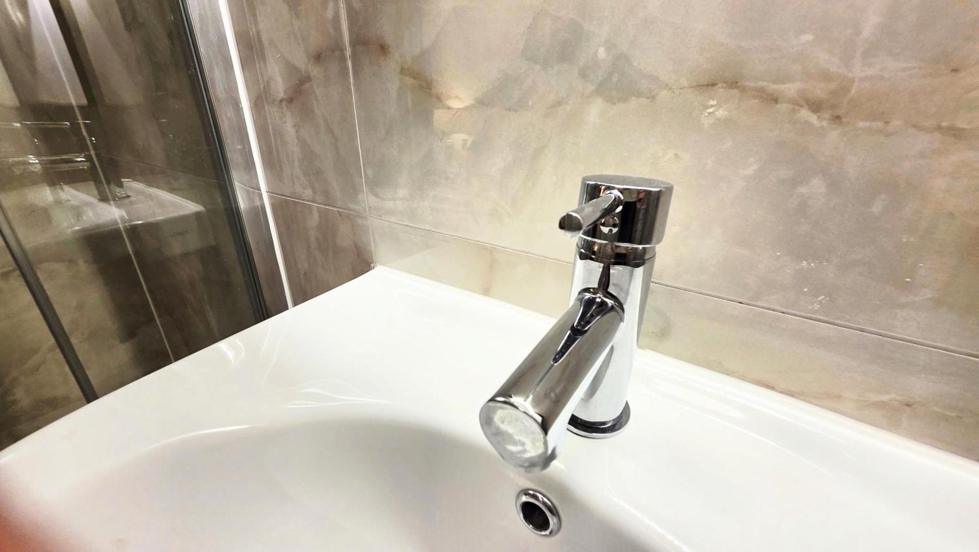 Carlton Hotel 韦茅斯 外观 照片